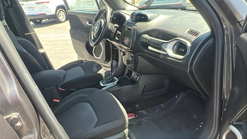 Used 2021 Jeep Renegade Latitude image 13