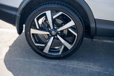 Used 2022 Nissan Rogue Sport SL w/ Premium Package image 10