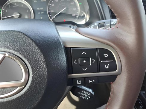 Used 2017 Lexus RX 350 AWD image 16