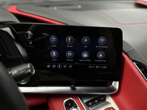 Used 2021 Chevrolet Corvette Stingray Premium Conv w/ Z51 Performance Package image 21