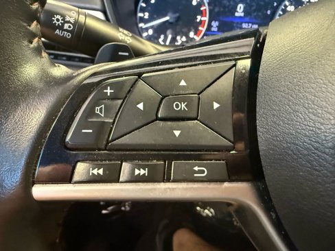 Used 2020 Nissan Altima 2.5 SR image 13