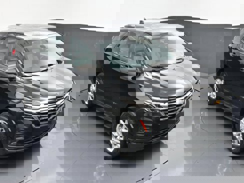 Certified 2022 Chevrolet Equinox LS w/ Driver Confidence II Package image 40