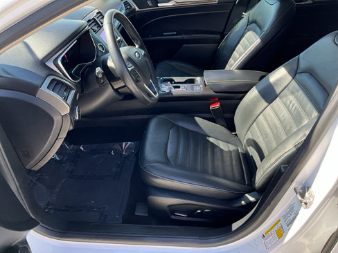 Used 2018 Ford Fusion Energi SE image 15