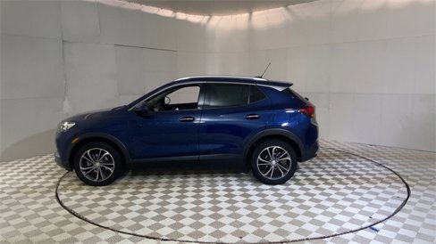 Used 2023 Buick Encore GX Essence image 5