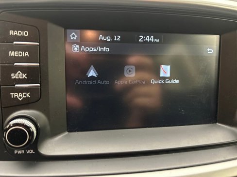 Used 2020 Kia Sorento LX image 36