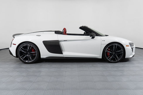 Used 2023 Audi R8 V10 performance image 4