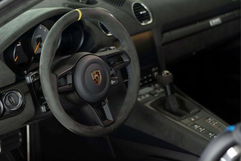 Used 2024 Porsche 718 Cayman GT4 RS image 13
