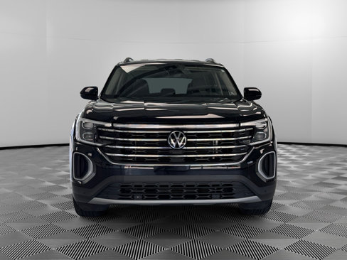 Used 2024 Volkswagen Atlas SE image 3