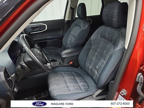 Used 2023 Ford Bronco Sport Heritage w/ Heritage Convenience Package image 32