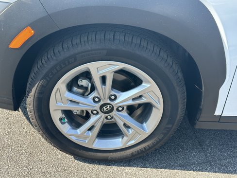 Used 2023 Hyundai Kona SEL w/ Cargo Package image 14