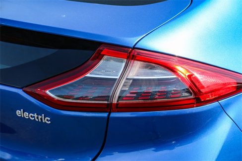 Used 2018 Hyundai Ioniq Electric image 10
