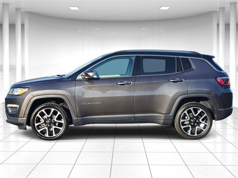 Used 2019 Jeep Compass Limited w/ Safety & Security Group image 2