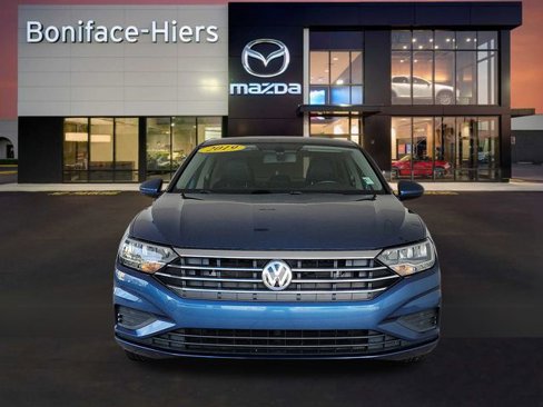 Used 2019 Volkswagen Jetta SE w/ Cold Weather Package image 2