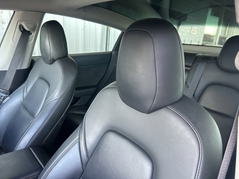 Used 2019 Tesla Model 3 Standard Range Plus image 8