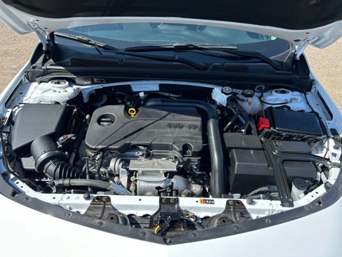 Used 2024 Chevrolet Malibu LT image 32