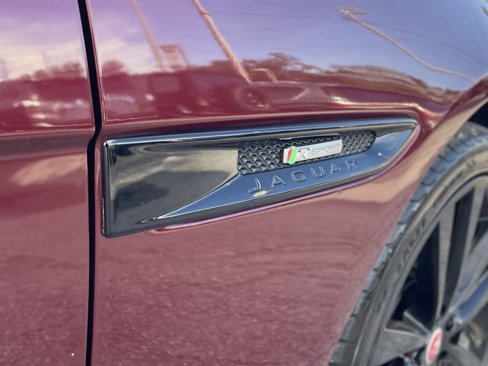 Used 2017 Jaguar XE R-Sport image 41