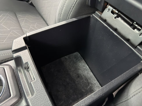 Used 2016 Toyota Tacoma TRD Sport image 28