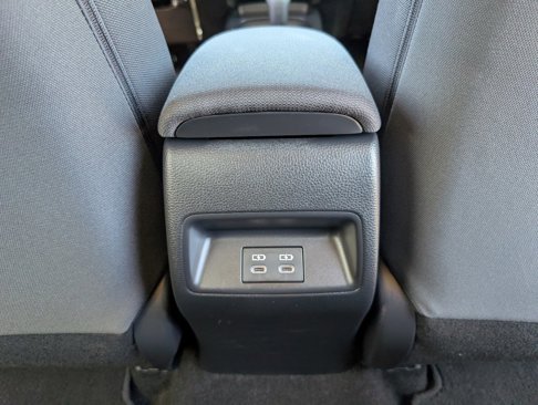 Used 2023 Toyota Corolla LE image 7