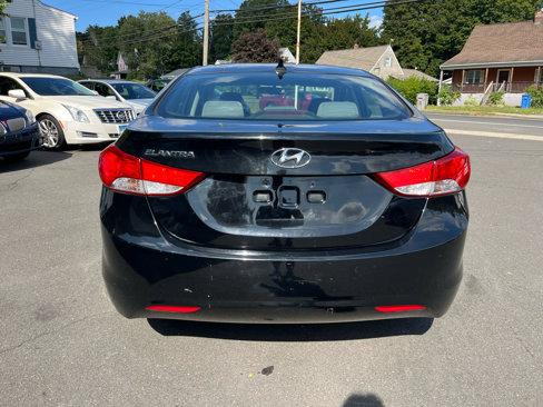Used 2013 Hyundai Elantra GLS w/ Preferred Pkg image 4
