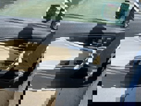 Used 2015 Honda Accord EX-L image 11