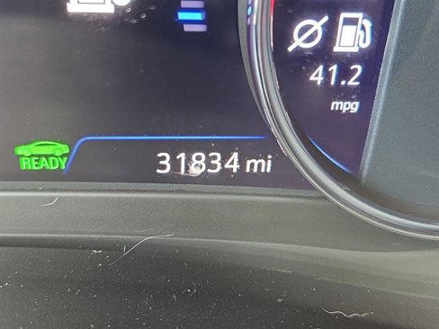 Used 2019 Chevrolet Malibu Hybrid w/ Leather Package image 21
