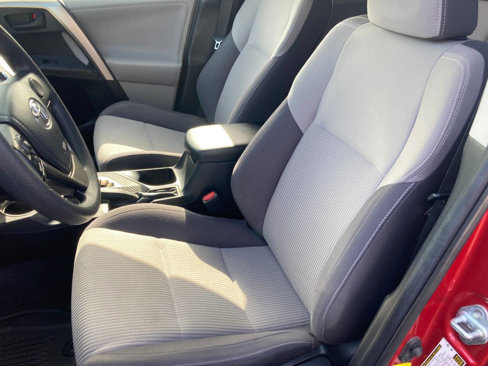 Used 2013 Toyota RAV4 XLE image 11