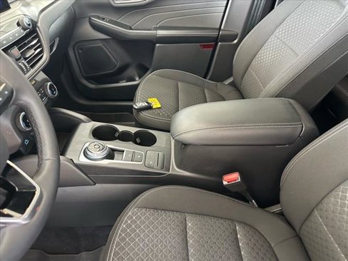 Used 2023 Ford Escape Active image 19
