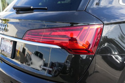 Used 2022 Audi Q5 2.0T Premium Plus w/ Premium Plus Package image 7