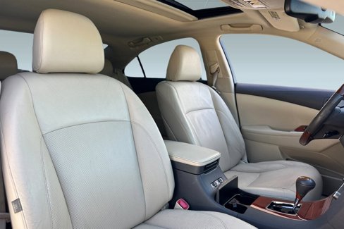 Used 2012 Lexus ES 350 image 32
