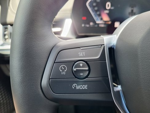 New 2025 BMW X1 xDrive28i w/ Technology Package image 23