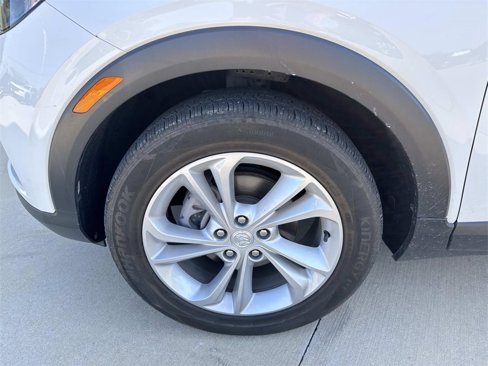 Used 2021 Buick Encore GX Preferred w/ Cold Weather Comfort Package image 4