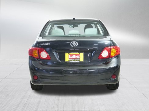 Used 2010 Toyota Corolla LE image 6