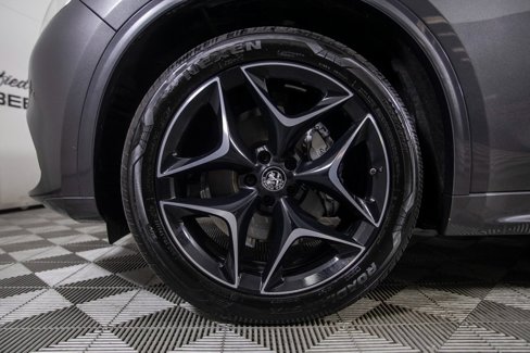 Used 2020 Alfa Romeo Stelvio Ti Sport image 42