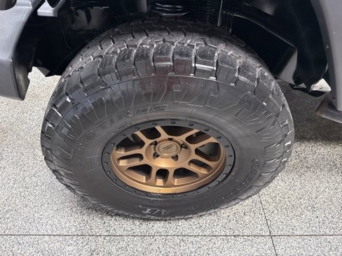 Used 2015 Jeep Wrangler Unlimited Sport w/ Quick Order Package 24S image 4