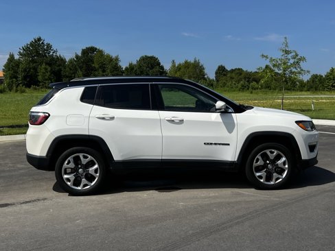 Used 2021 Jeep Compass Limited w/ Sun and Sound Group image 27