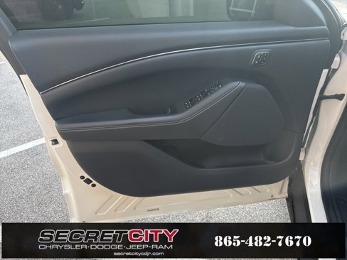 Used 2021 Ford Mustang Mach-E Select w/ Comfort/Technology Package image 28