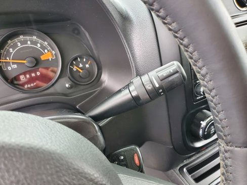 Certified 2016 Jeep Patriot High Altitude image 15