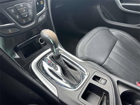 Used 2014 Buick Regal image 26