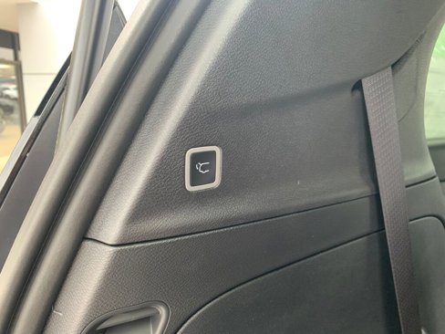 New 2025 Chrysler Pacifica Select image 32
