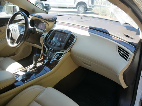 Used 2014 Buick LaCrosse Leather w/ Driver Confidence Package image 25