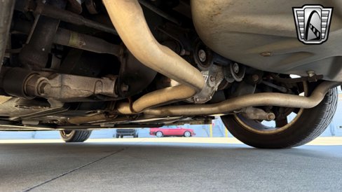 Used 2002 Ford Thunderbird image 12