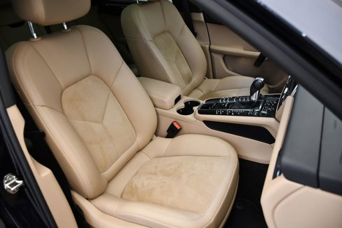 Certified 2021 Porsche Macan image 51