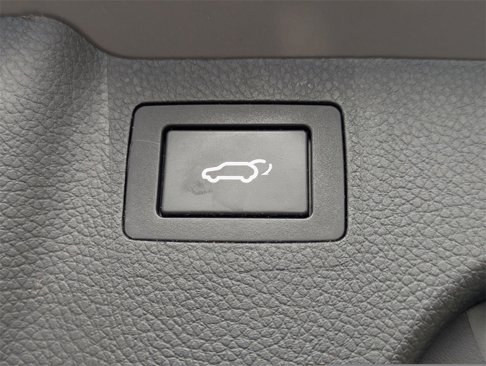 Used 2018 Hyundai Santa Fe Sport w/ Cargo Package image 31