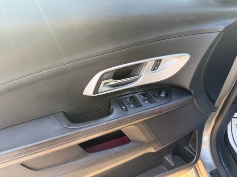 Used 2012 Chevrolet Equinox LT w/ Driver Convenience Package image 12