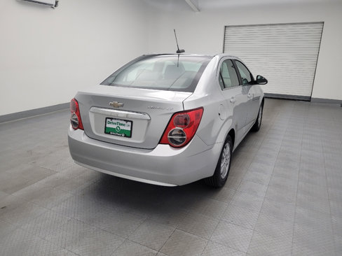 Used 2015 Chevrolet Sonic LT image 9