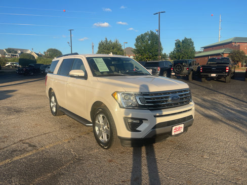 Used 2019 Ford Expedition XLT w/ Equipment Group 202A image 3