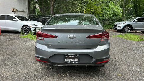 Used 2019 Hyundai Elantra SE image 4