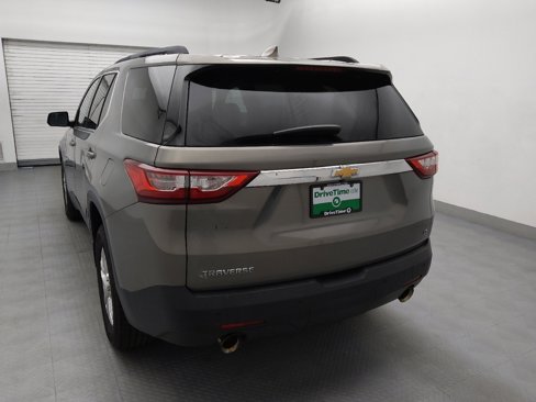 Used 2019 Chevrolet Traverse LT image 6
