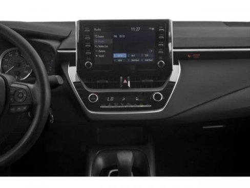 Used 2022 Toyota Corolla LE image 10