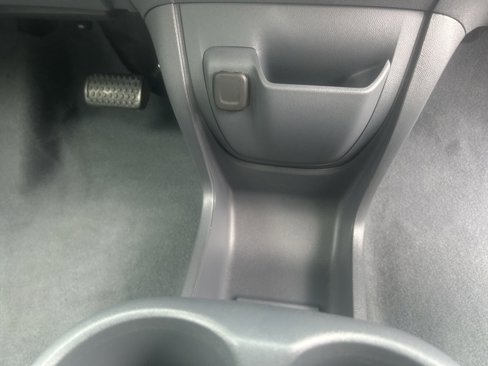 Used 2020 Chevrolet Bolt LT image 54